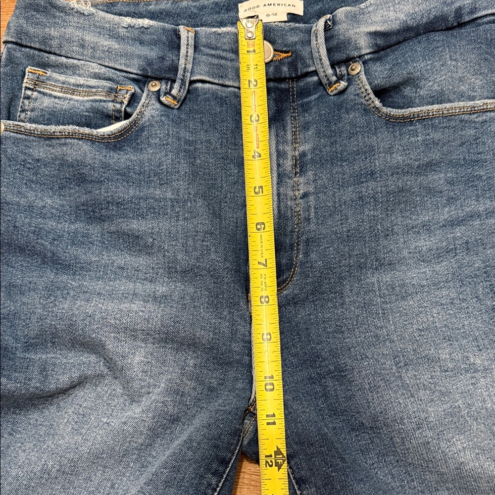 Good American Women's Straight Leg Jeans - Blue - Picture 5 of 8